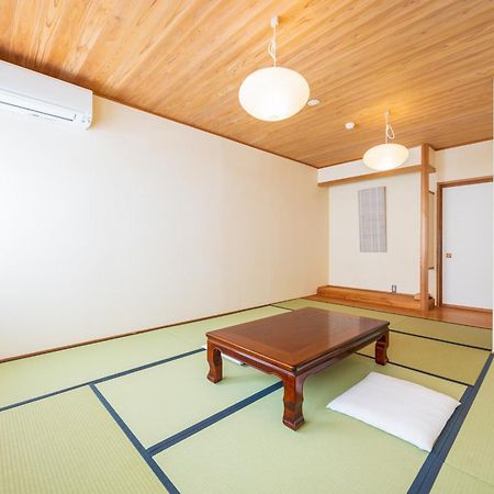 Yasuesou Hotel Ikeda  Екстериор снимка