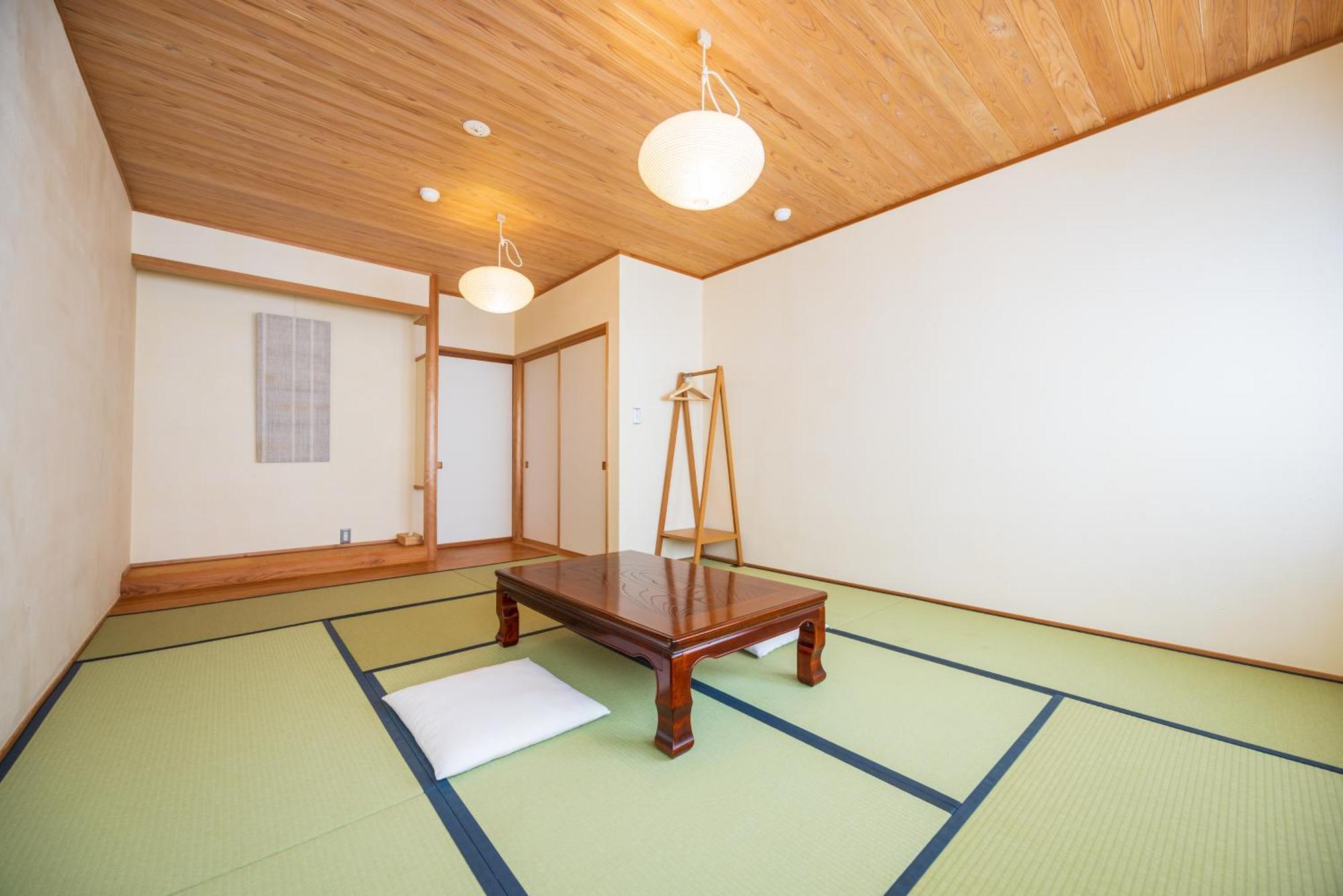 Yasuesou Hotel Ikeda  Екстериор снимка