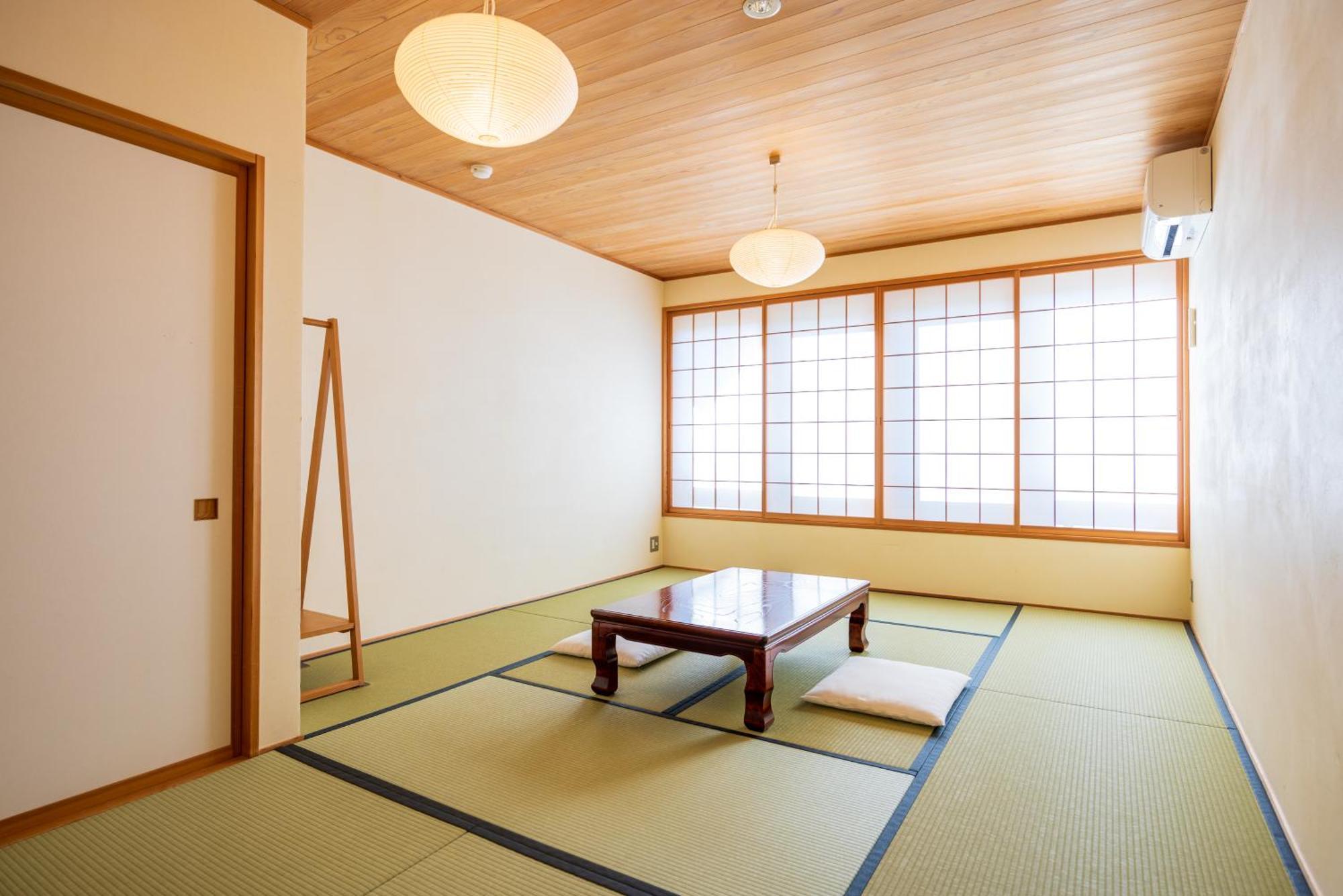 Yasuesou Hotel Ikeda  Екстериор снимка