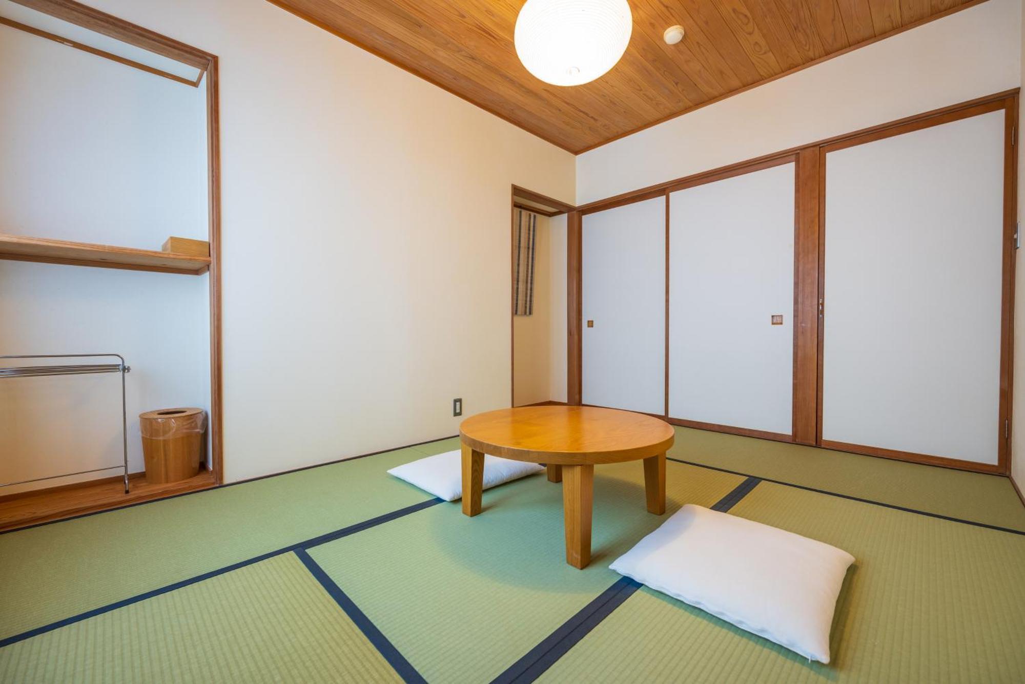 Yasuesou Hotel Ikeda  Екстериор снимка