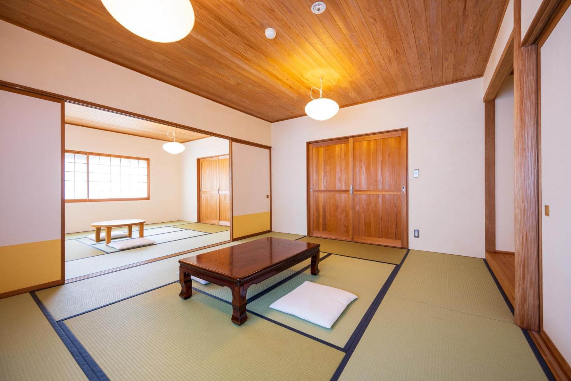 Yasuesou Hotel Ikeda  Екстериор снимка
